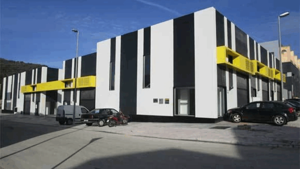Oferta Pública de venta de naves disponibles en el Polígono Empresarial de la Piel en Ubrique OP 4/26